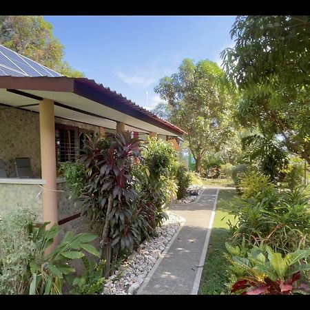 Haus Am Strand Auf Sibuyan Island Nahe Cresta De Gallo - Marevic'S Guesthouse 1 Ohne Klimaanlage Azagra Esterno foto