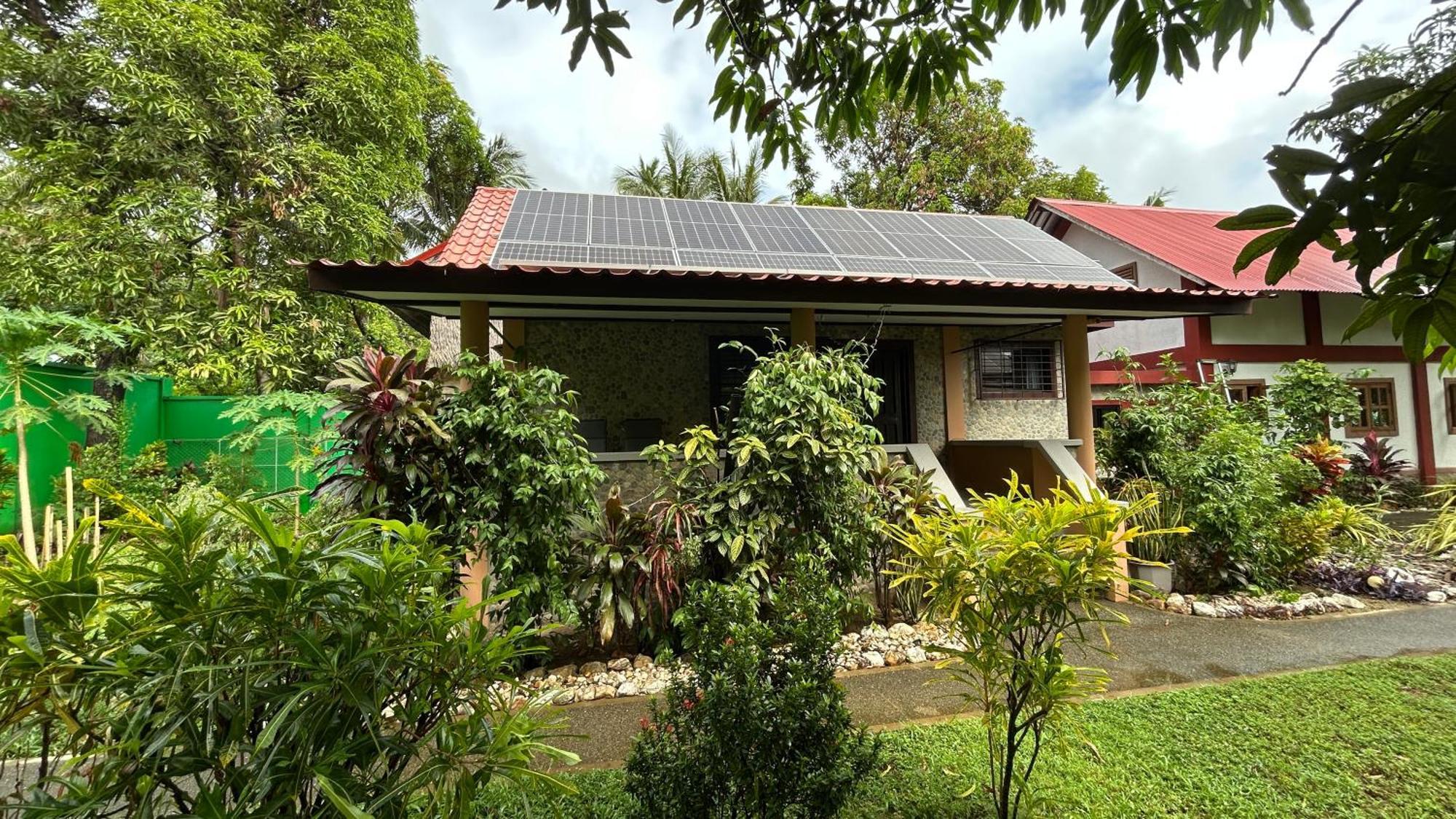 Haus Am Strand Auf Sibuyan Island Nahe Cresta De Gallo - Marevic'S Guesthouse 1 Ohne Klimaanlage Azagra Esterno foto