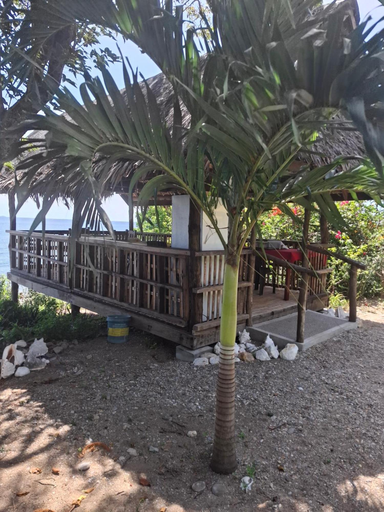 Haus Am Strand Auf Sibuyan Island Nahe Cresta De Gallo - Marevic'S Guesthouse 1 Ohne Klimaanlage Azagra Esterno foto