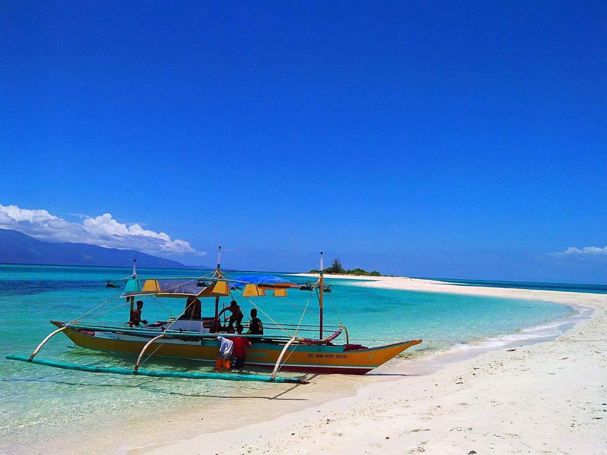 Haus Am Strand Auf Sibuyan Island Nahe Cresta De Gallo - Marevic'S Guesthouse 1 Ohne Klimaanlage Azagra Esterno foto