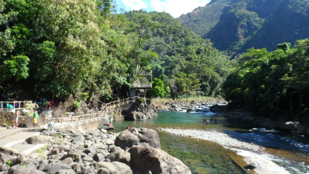 Haus Am Strand Auf Sibuyan Island Nahe Cresta De Gallo - Marevic'S Guesthouse 1 Ohne Klimaanlage Azagra Esterno foto